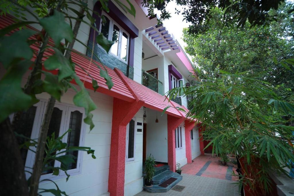 Lacasa Homestay Thiruvananthapuram ภายนอก รูปภาพ